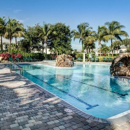 Vacation In Paradise Lely Resort 外观 照片